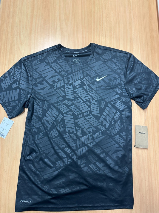 Nike Swim Dri-Fit Black Nike Repeated T-shirt Size M for Men BNWT